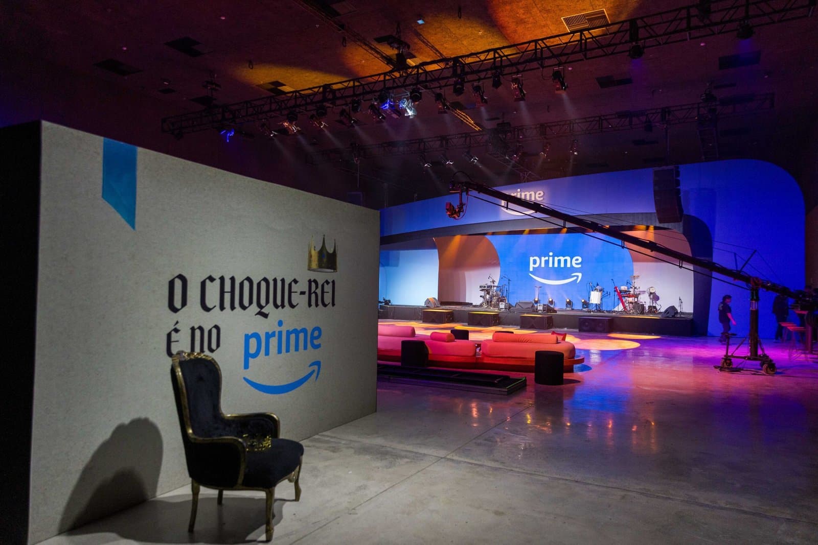 Evento corporativo da Amazon Prime no espaço